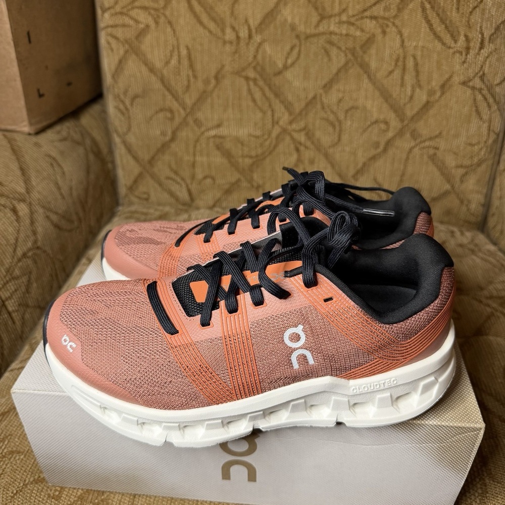 On Cloudgo Orange Black Men's 7 2E Wide Road Running Shoes Sneakers New - Picture 1 of 8